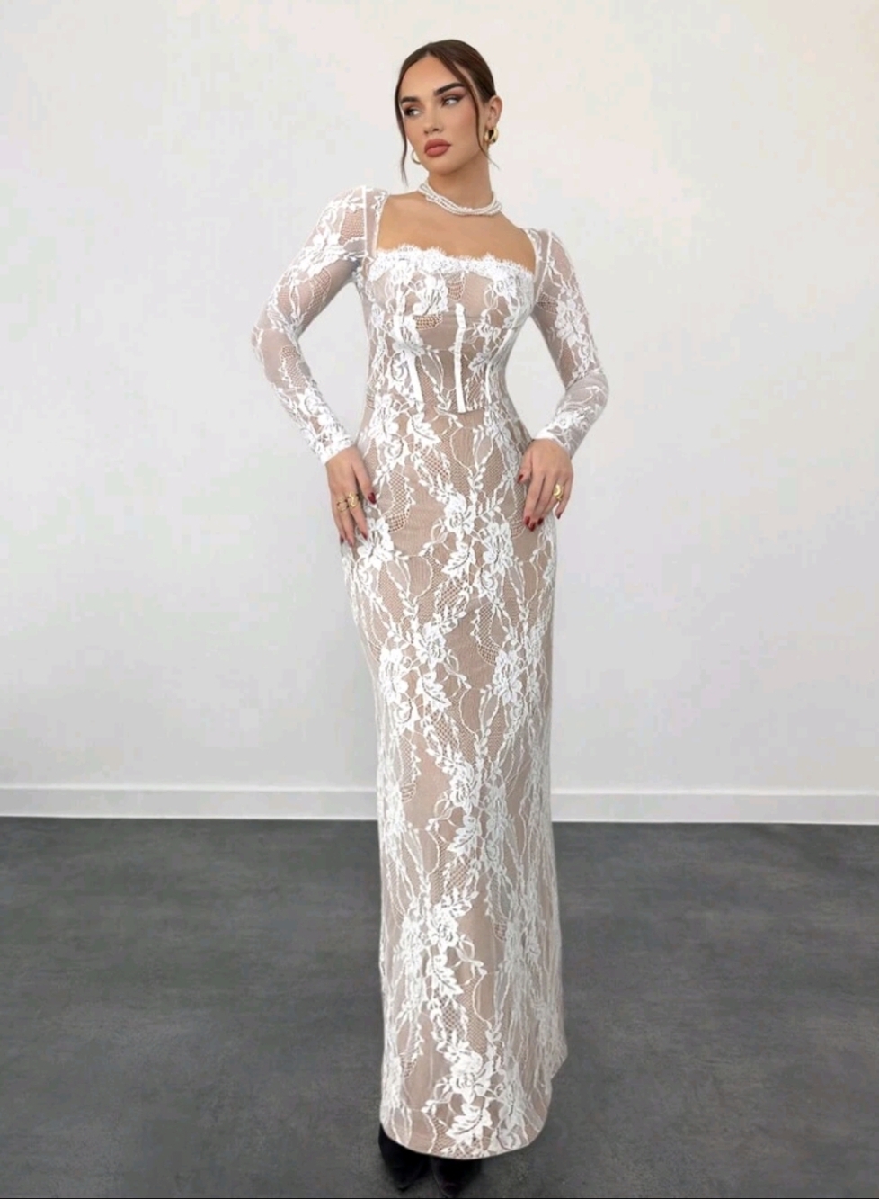 S-Shaped Lace Long Sleeve Cupped Corset Collar Slim Fitted Floor Length dress